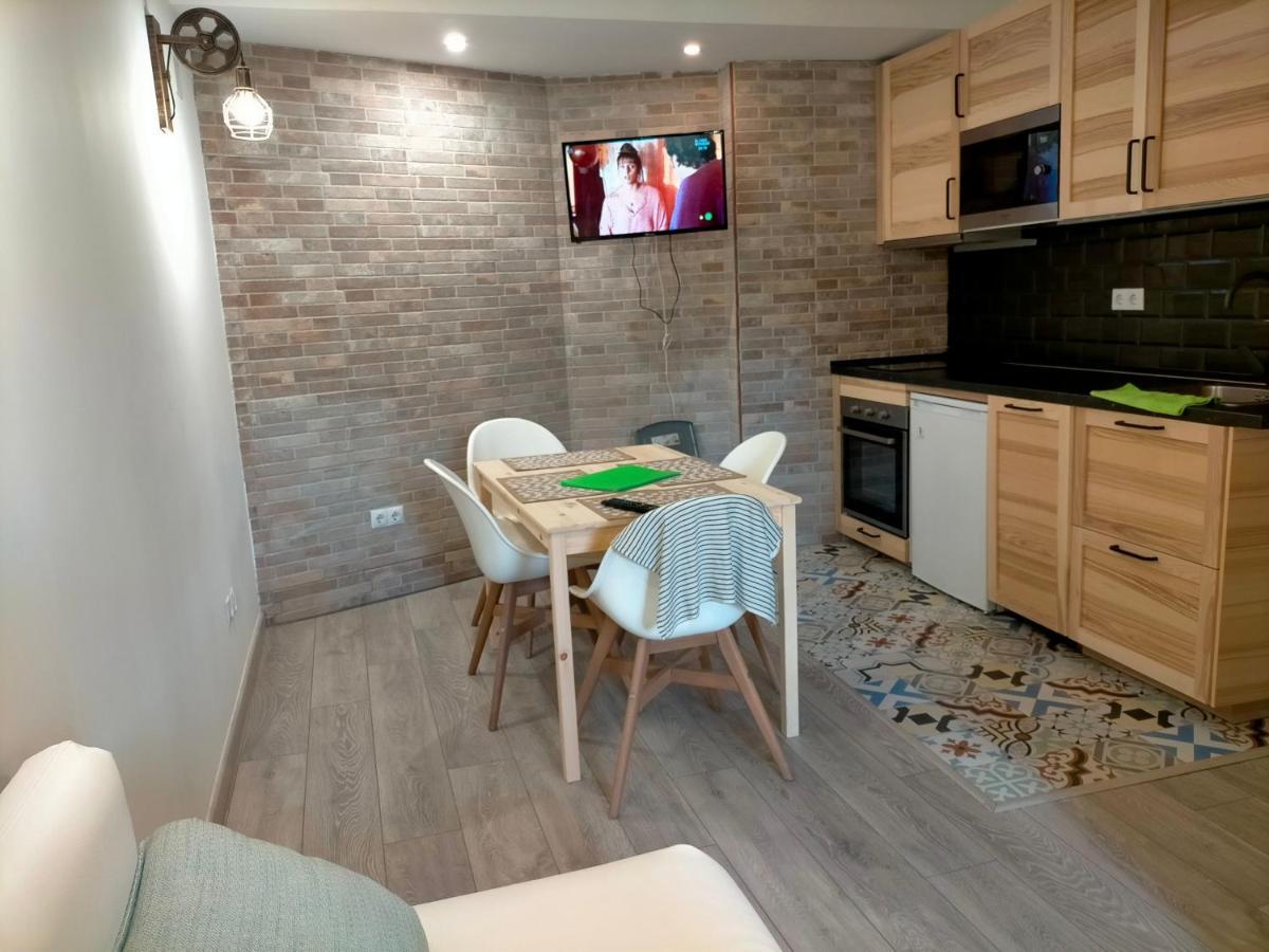 Apartamento Rural Miraflores de la Sierra Eksteriør billede
